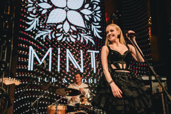 Jelena Rozga koncertom otvorila najveći noćni klub u Zagrebu