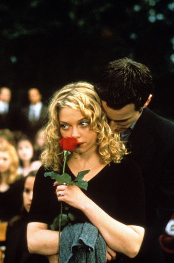 ALKOHOL JE UČINIO SVOJE Hollywoodska slatkica izgleda neprepoznatljivo