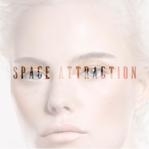 Make-up nadahnut svemirom i galaksijama