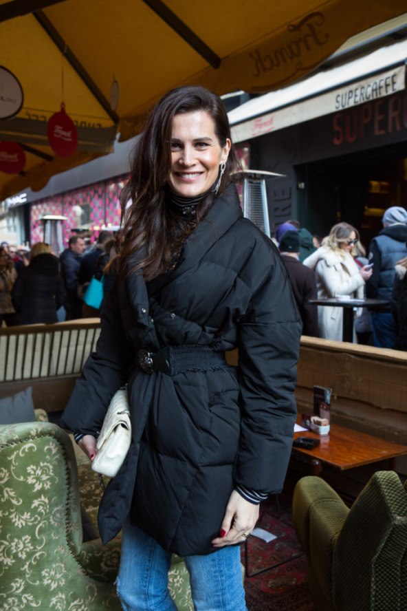 CHRISTMAS STORY – ADVENT Veselo mjesto na koje su svi došli nazdraviti 2017.