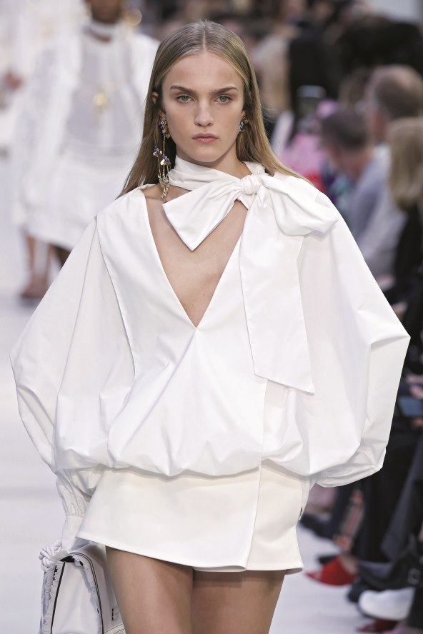 NAJAVE S DIZAJNERSKIH PISTA Trendovi za 2020.