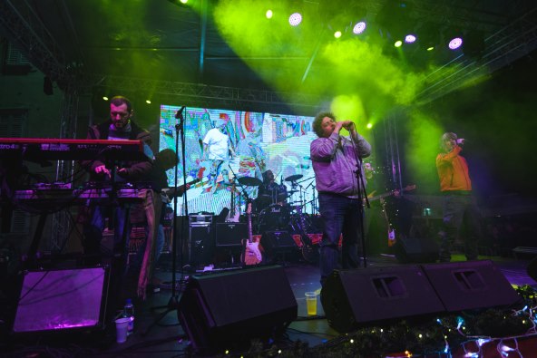 Deseci tisuća Zadrana na Poluotoku ispratili Staru i dočekali Novu 2020.