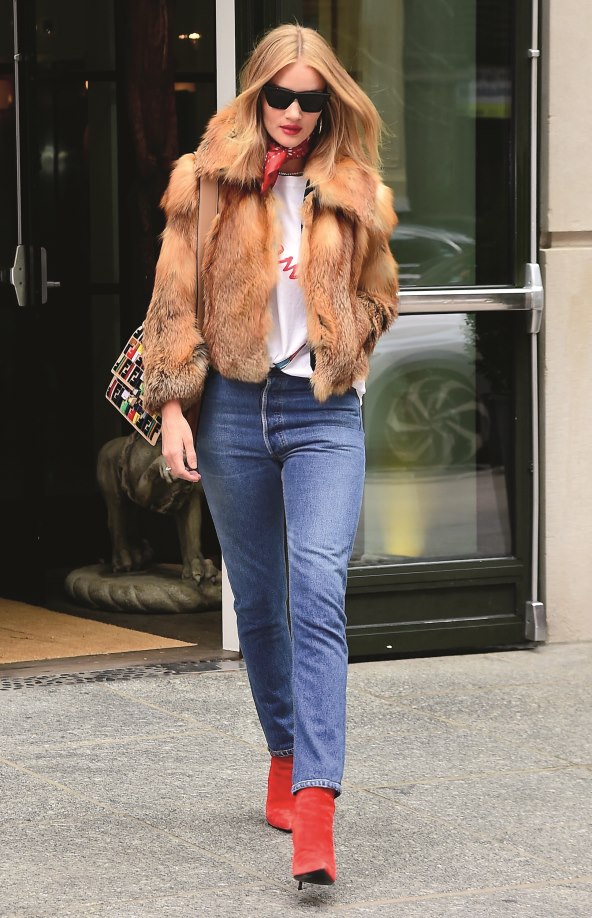 Koje su dame uz Hanu u zagrljaju bundi?