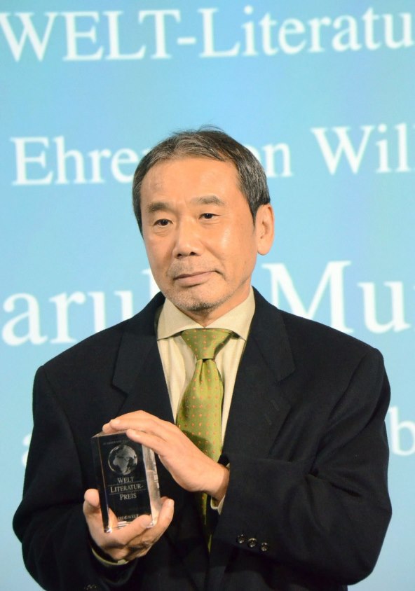 'Nisam imao braće ni sestara pa su knjige i mačke bile moje jedino društvo'