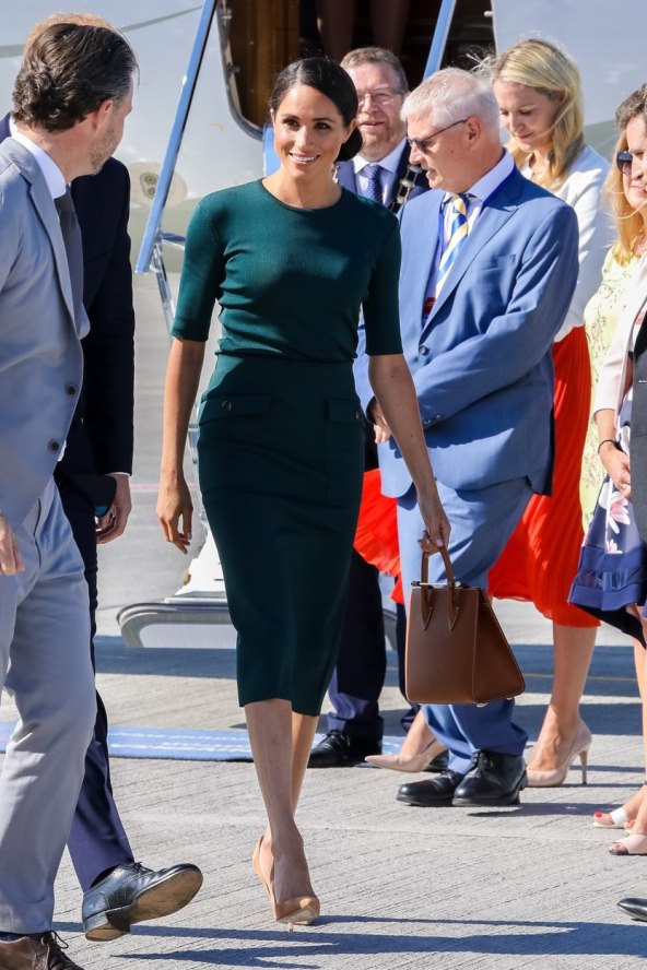 IZNOS KOJI JE ŠOKIRAO SVE Poznato koliko je Meghan potrošila na garderobu