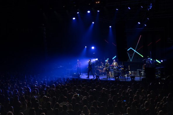 Kome to dečki iz grupe Tragovi poklanjaju 'Ružmarin'?