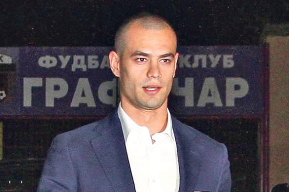 STIŽE BEBA Bivši nogometaš postat će djed