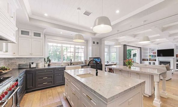 Prošećite luksuznom vilom omiljene holivudske slatkice