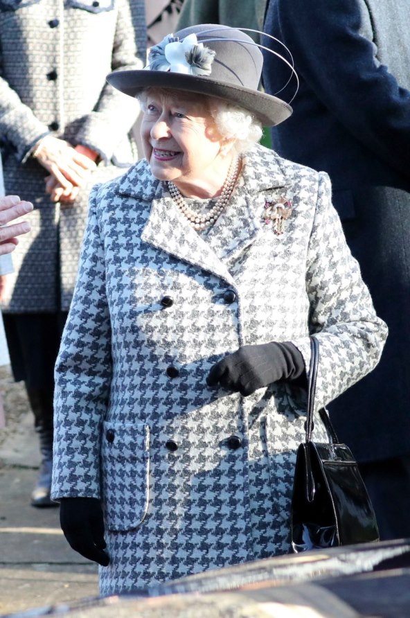 NAKON HARRYJEVOG ODLASKA Kraljici se zdravstveno stanje iznenada pogoršalo