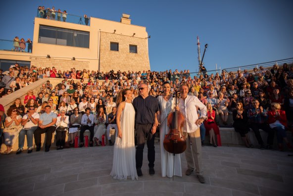 Poseban dan Ane Rucner