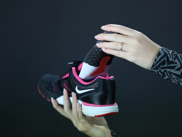 Jeftin i jednostavan način kako da svaku obuću učiniš 3 puta udobnijom!