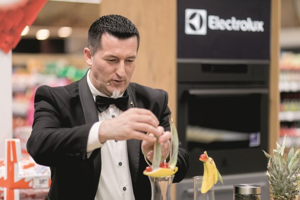 Koktel majstor Jure Vojković