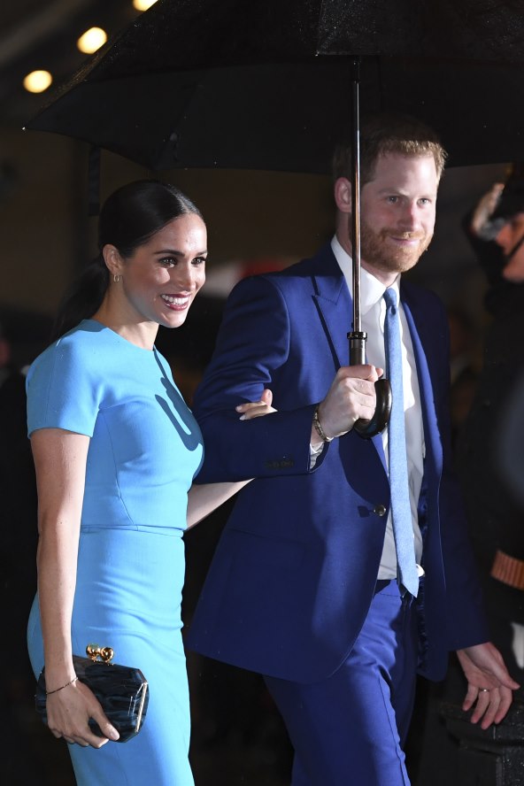 IZVIŽDANI Harry s Meghan u britanskoj javnosti prvi put nakon 'Megxita'