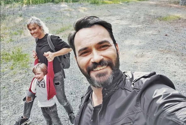 TURSKI ZAVODNIK Zbog snimanja serije, supruga mu zaprijetila razvodom