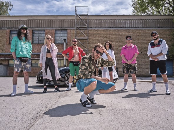 'U vezi sam i nećemo se ženiti u crkvi'