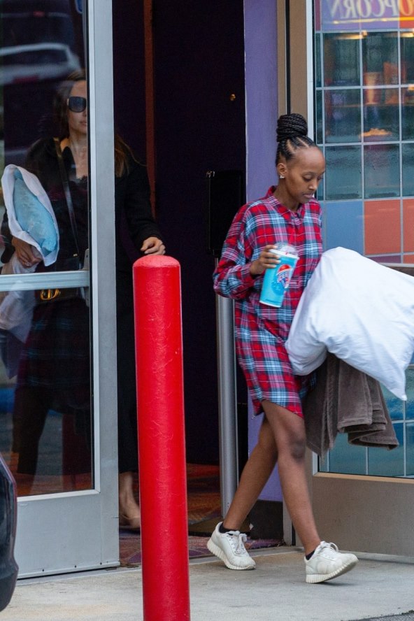 ODLUČILI ZBOG DJECE Angelina Jolie i Brad Pitt ponovno zajedno