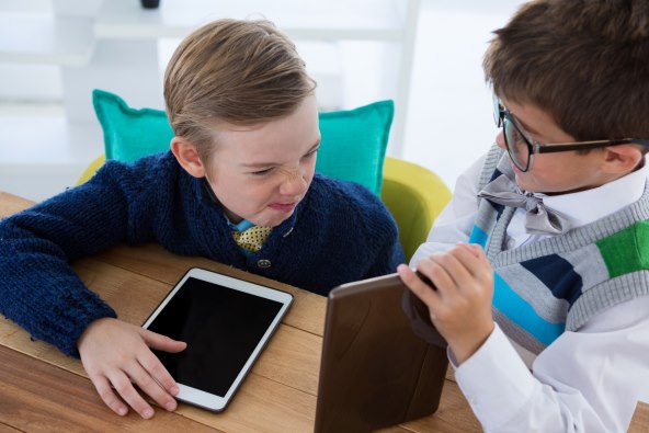 IZOLACIJA Djeca i ekrani - na što obratiti pozornost?