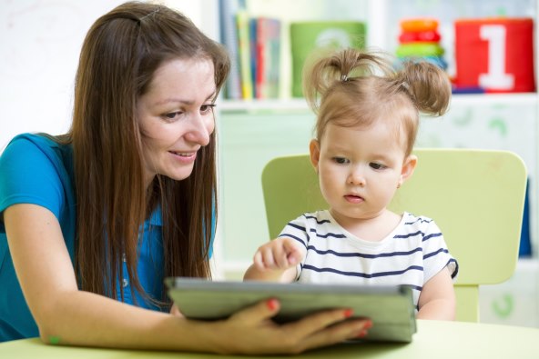 IZOLACIJA Djeca i ekrani - na što obratiti pozornost?