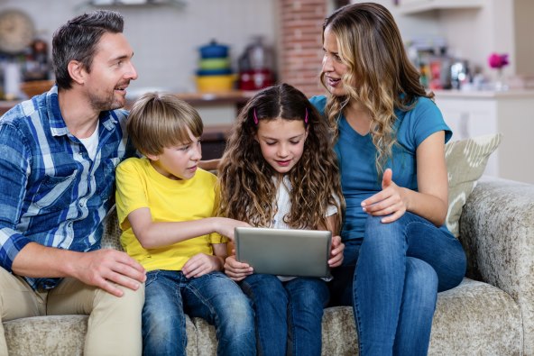 IZOLACIJA Djeca i ekrani - na što obratiti pozornost?