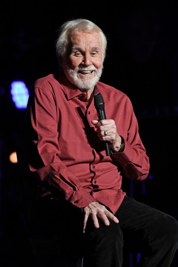 Mirno i uz obitelj preminuo legendarni glazbenik