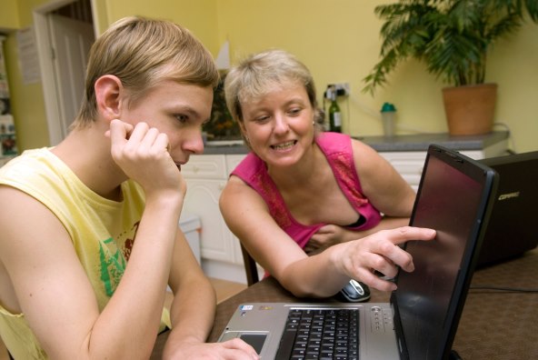 Majka djeteta s autizmom pokrenula projekt koji zabavlja i pomaže u učenju