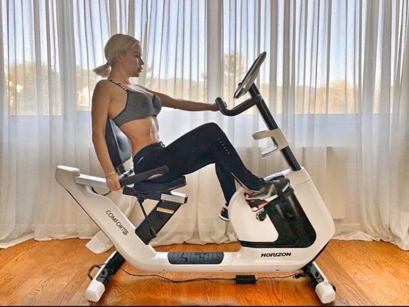 Maju Šuput oduševila pošiljka: 'Nisu cipele, a sretna sam kao dijete'