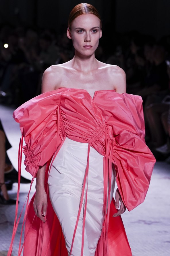 Smjena dizajnerice koja je zaslužna za vjenčanicu Meghan Markle