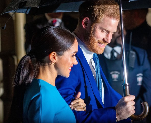 PROCURILI DETALJI Osoblje na dvoru je mrzilo Meghan