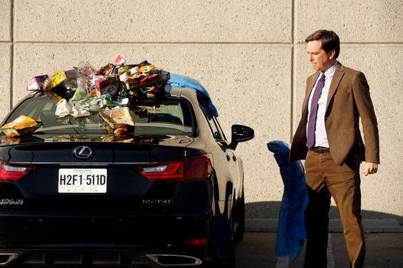 Upomoć, kolega mi je seronja