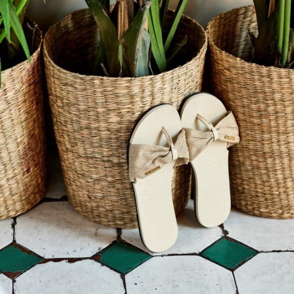 Kada mi ne možemo na plažu, ona dolazi k nama