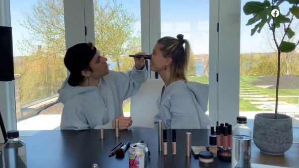 Justin Bieber nas je sve prevario: 'Ne želim od supruge napraviti klauna'