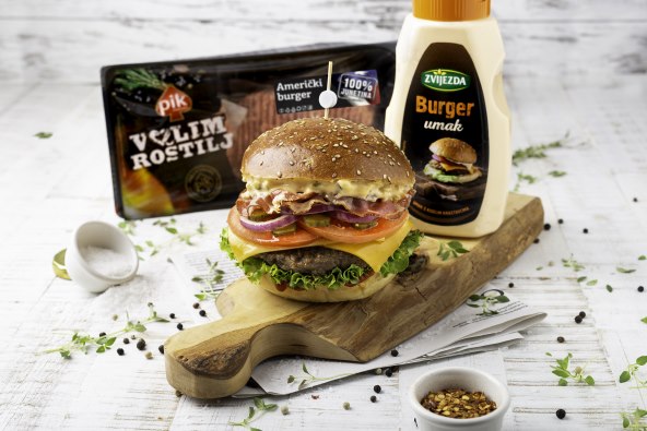 Sretan međunarodni dan hamburgera