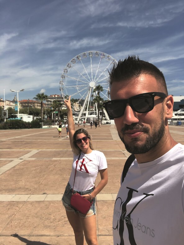 Zaruke domaćeg košarkaša i trenerice