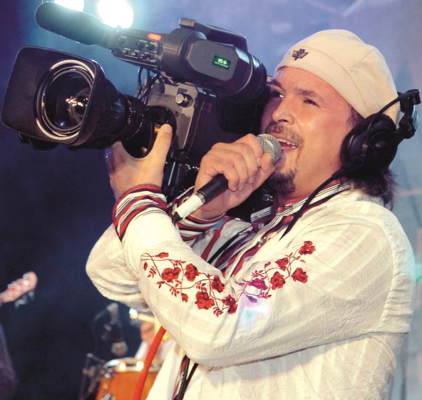 PARTY VREMEPLOV Večeras je naša fešta kakva se ne pamti