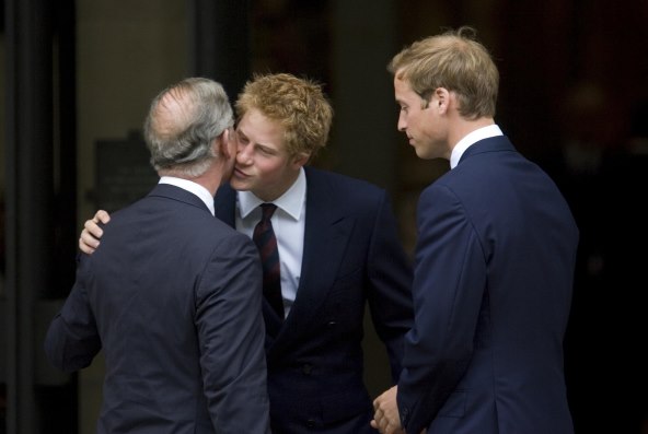 POKAJAO SE Harry ostavio Meghan i Archieja