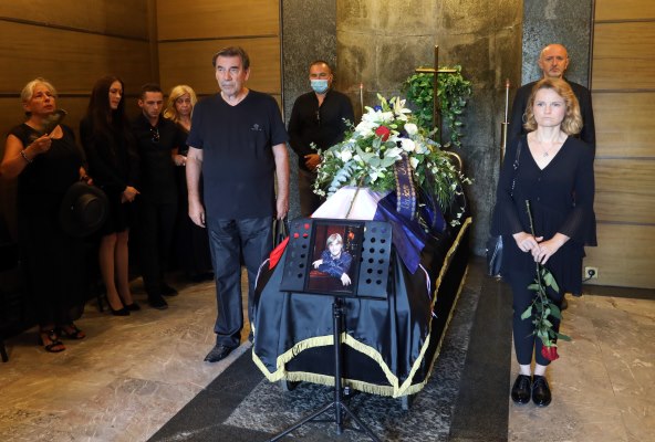 Obitelj i brojne kolege rekle posljednje zbogom Rajku Dujmiću