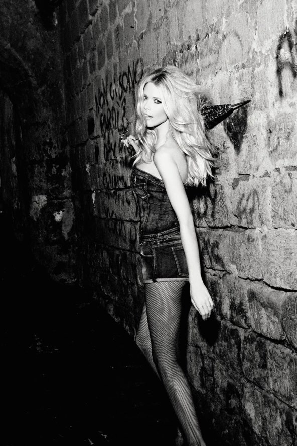 Claudia Schiffer, Guess