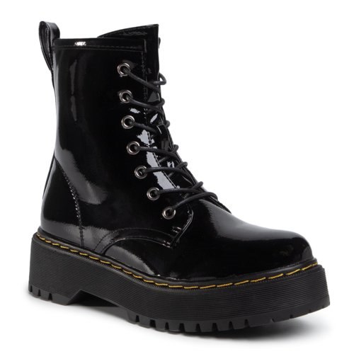 Pronašli smo pristupačne čizmice koje možete nositi s haljinama