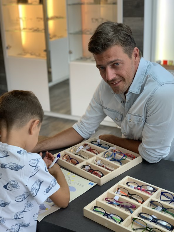 Iva Šarić i Amar Bukvić spremno dočekali početak nove školske godine!