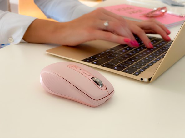 Ovo će svaka dama poželjeti u svojoj poslovnoj torbi