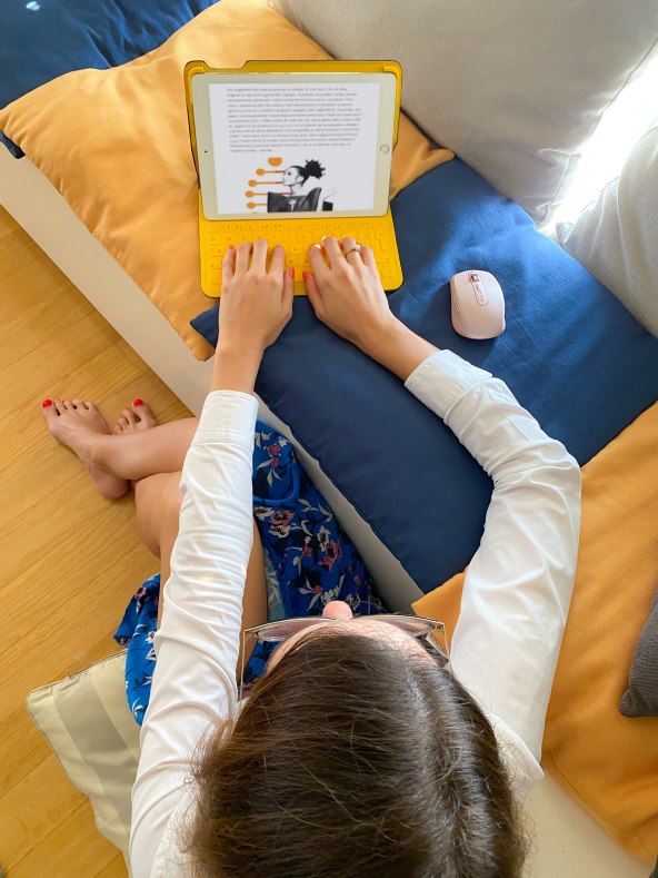 Ovo će svaka dama poželjeti u svojoj poslovnoj torbi