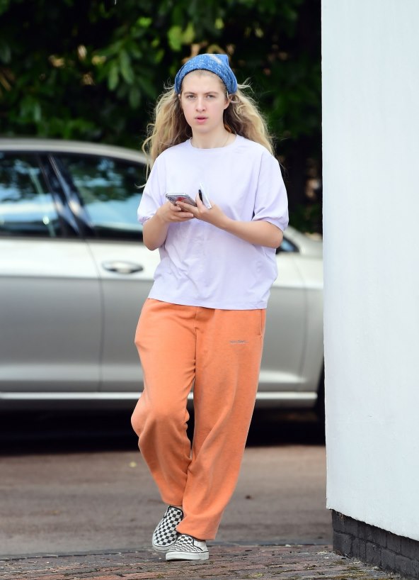 Kći glazbene zvijezde: 'Zbog tate svi misle da sam i ja narkoman'