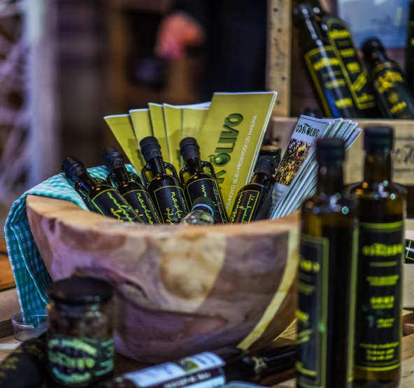 Održan prvi Festival sira, pršuta i maslinovih ulja