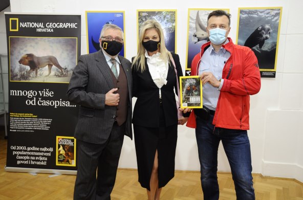 Otvorena izložba podvodnih fotografija Plavi svijet, autora Damira Zuruba