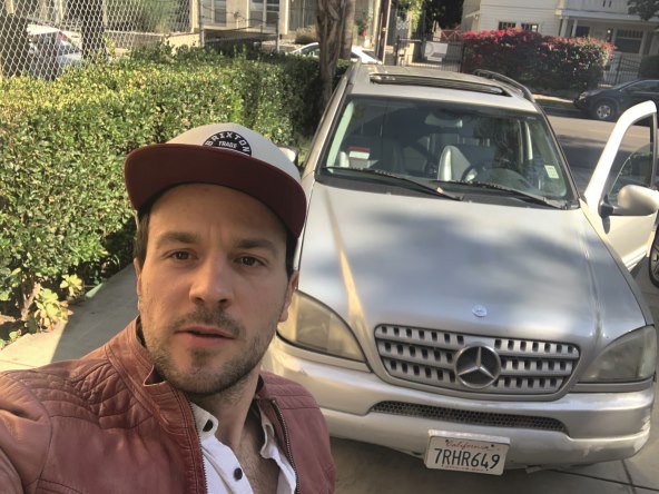 Stefan Kapicic mu je posudio auto.jpg