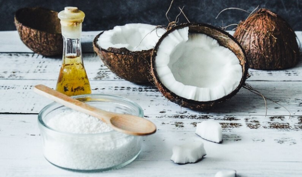 Napravite sami prirodni balzam za suhu kožu