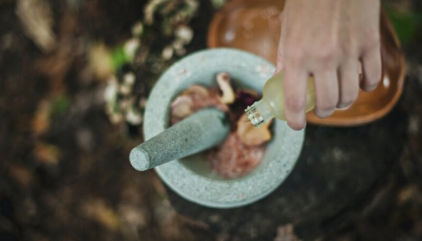 Napravite sami prirodni balzam za suhu kožu