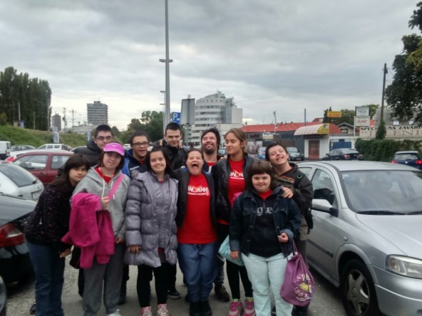 Ovog Božića pokloni najbolji poklon, poklon koji će svakoga razveselitI