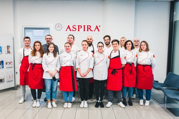 Studenti Gastronomije Zagreb s chefom Damirom Tomljanovicem