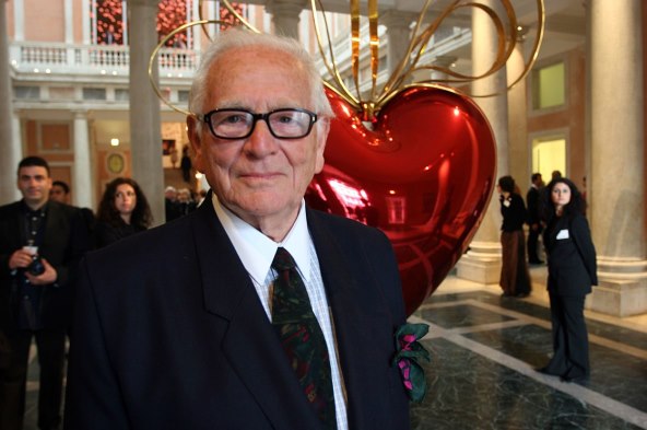 U NESVAKIDAŠNJEM ODIJELU Sahranjen legendarni Pierre Cardin